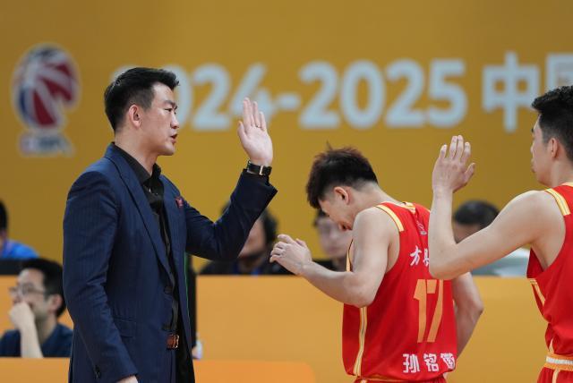 广厦男篮回应被罚：诚恳接受，向CBA和北京队致歉